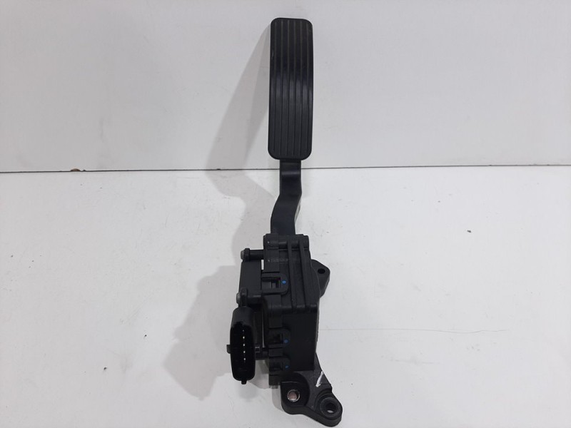 Recambio de pedal acelerador para ssangyong rodius xdi limited referencia OEM IAM 2055021001 K2055008D20 