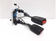 Recambio de enganche cinturon trasero central para renault scenic iii grand bose edition referencia OEM IAM 888225167R