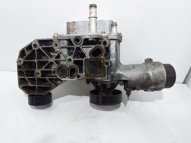 Recambio de enfriador aceite motor para ssangyong rodius xdi limited referencia OEM IAM 15206082  