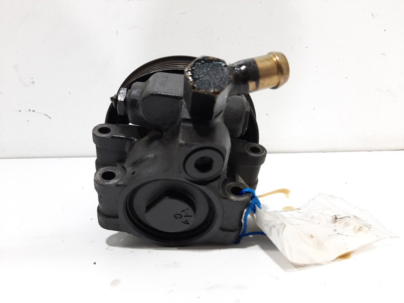 Recambio de bomba direccion para ford focus berlina (cak) ambiente referencia OEM IAM 1371089  