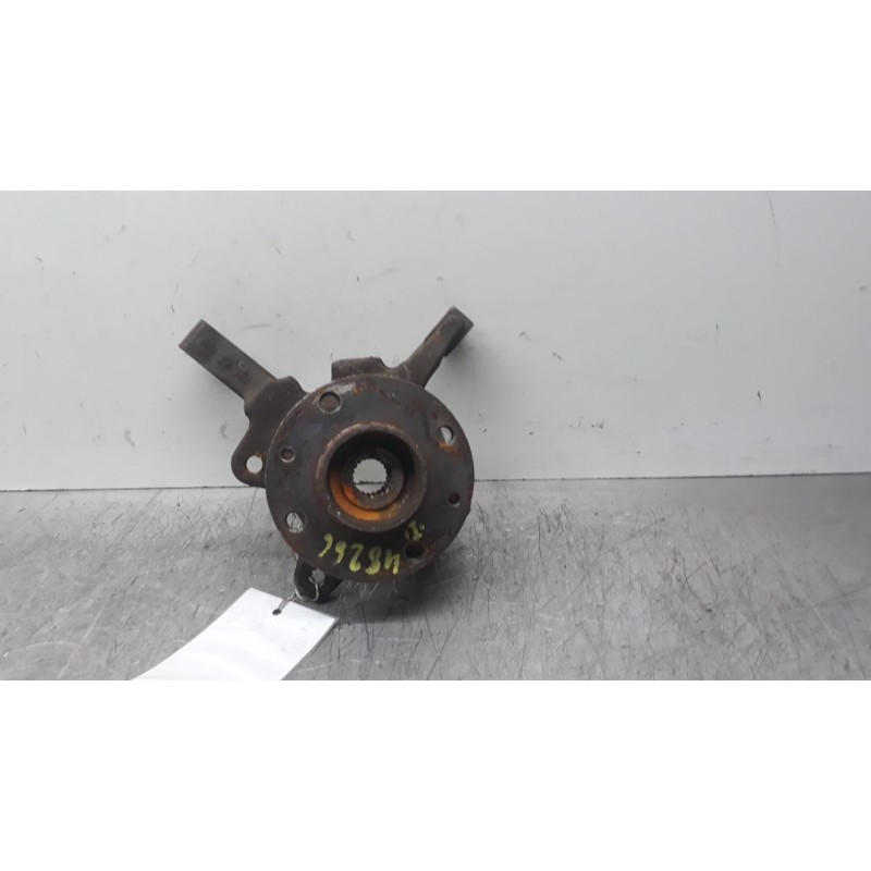 Recambio de mangueta delantera izquierda para renault clio ii fase ii (b/cb0) authentique referencia OEM IAM   