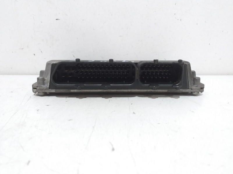 Recambio de centralita motor uce para skoda fabia (5j2 ) urban referencia OEM IAM 03D906023N 5WP4085104 SIEMENS