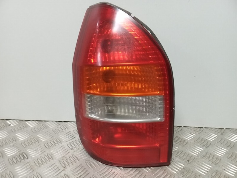 Recambio de piloto trasero izquierdo para opel zafira a elegance referencia OEM IAM 09117444  