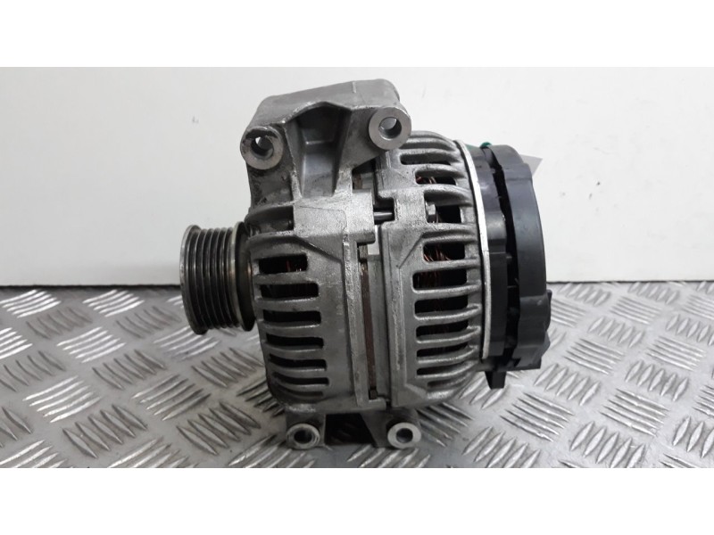 Recambio de alternador para seat leon (1p1) sport referencia OEM IAM 0124525088  