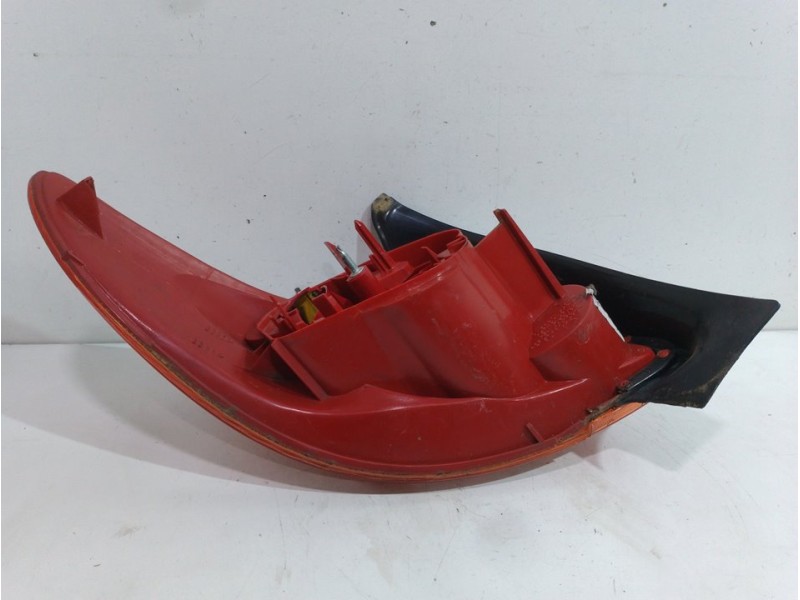 Recambio de piloto trasero derecho para peugeot 206 berlina xs referencia OEM IAM   