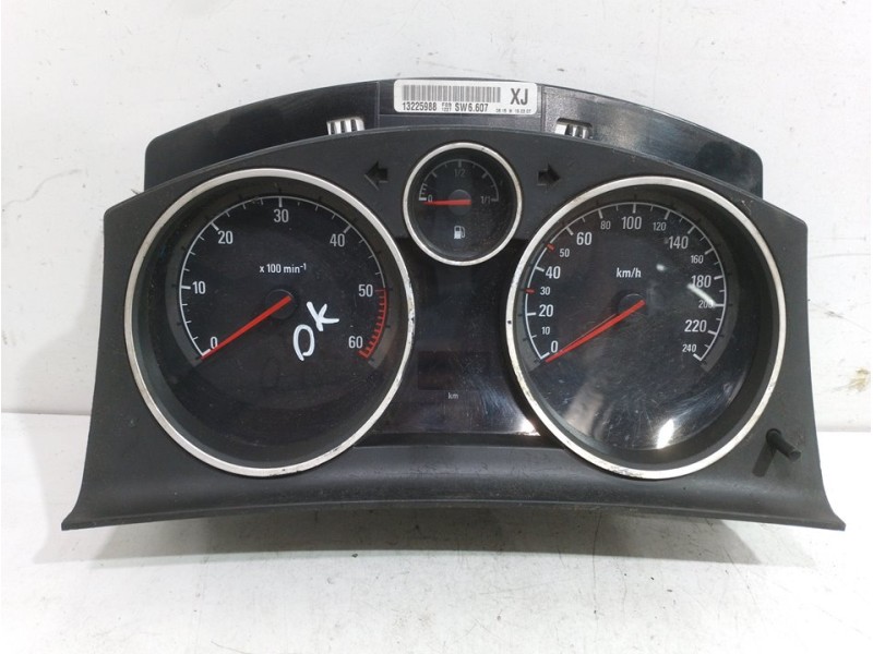 Recambio de cuadro instrumentos para opel zafira b cosmo referencia OEM IAM 13225988  