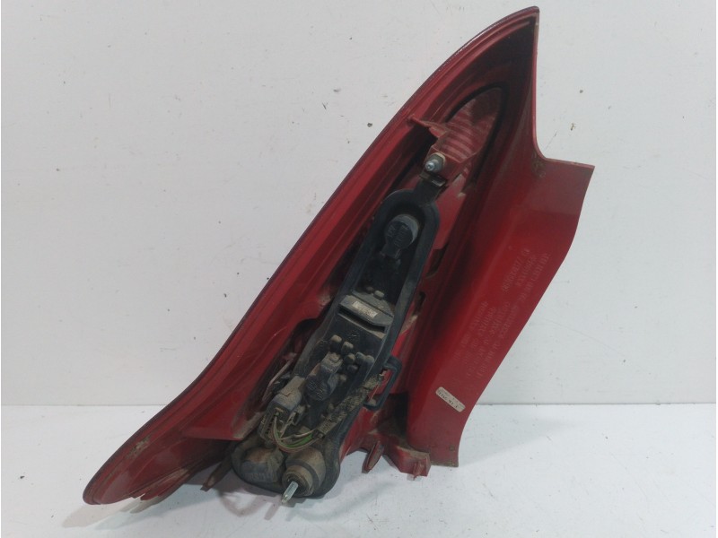 Recambio de piloto trasero derecho para citroën c4 berlina collection referencia OEM IAM 6351T8  