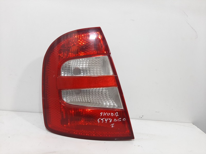 Recambio de piloto trasero izquierdo para skoda fabia (6y2/6y3) attractive referencia OEM IAM    Recambio de piloto trasero izquierdo para skoda fabia (6y2/6y3) attractive referencia OEM IAM