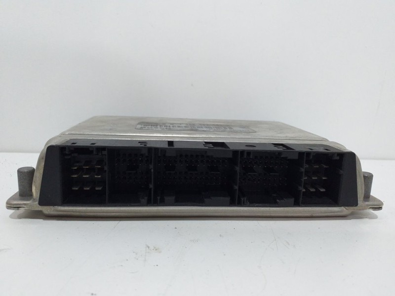 Recambio de centralita motor uce para audi a6 avant (4b5) 2.5 tdi referencia OEM IAM 0281010148  