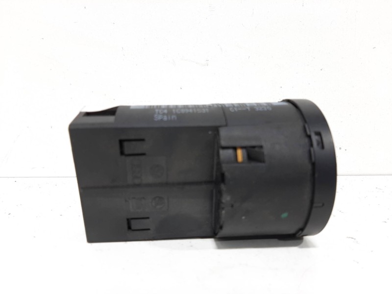 Recambio de mando luces para volkswagen bora berlina (1j2) trendline referencia OEM IAM 1C0941531  