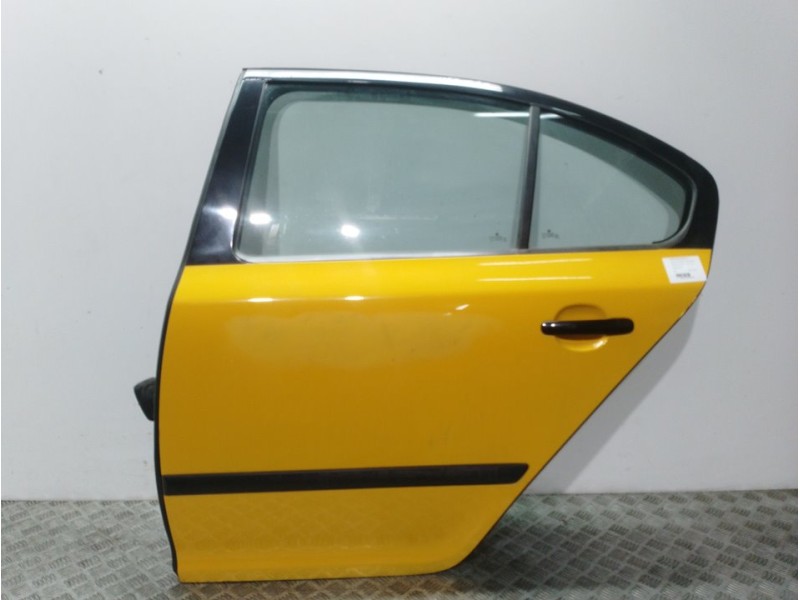 Recambio de puerta trasera izquierda para skoda octavia berlina (1z3) family referencia OEM IAM  TAXI 