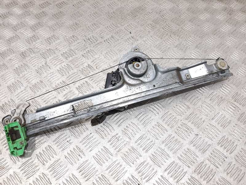 Recambio de elevalunas delantero izquierdo para renault scenic ii confort dynamique referencia OEM IAM 8200646841  