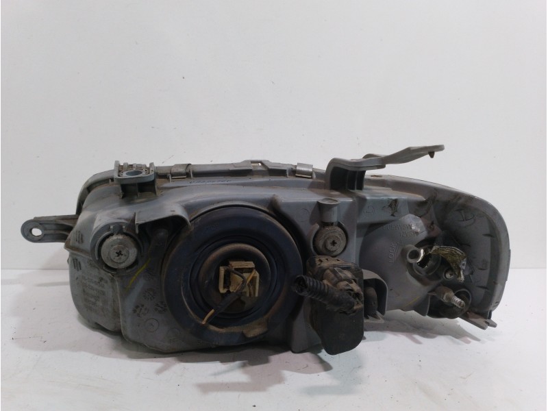 Recambio de faro derecho para daewoo kalos 1.4 sr referencia OEM IAM 96540152  