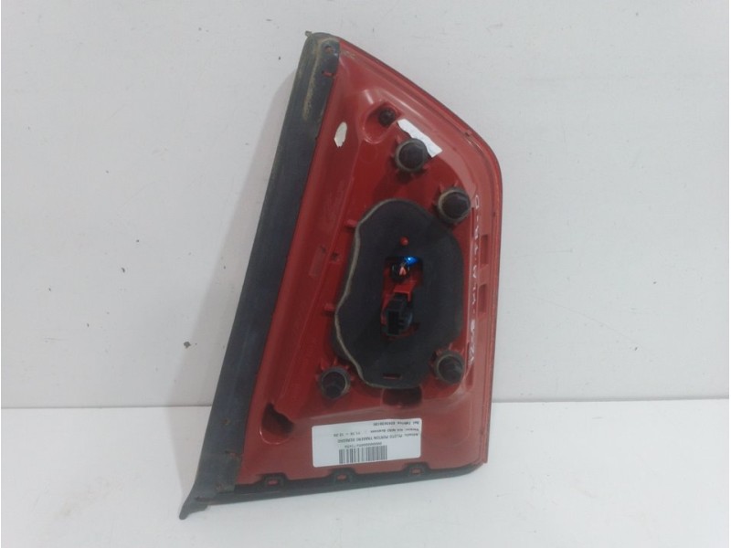 Recambio de piloto porton trasero derecho para kia niro business referencia OEM IAM 82404G5130  