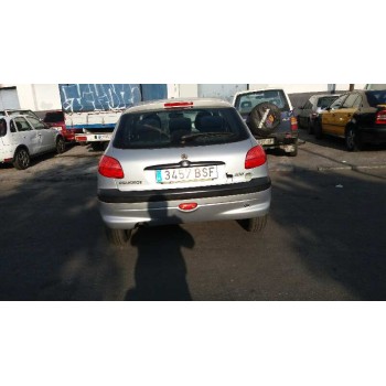 PEUGEOT 206 BERLINA