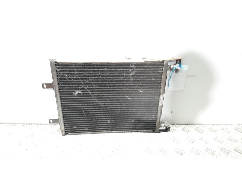 Recambio de condensador / radiador aire acondicionado para volkswagen polo berlina (6n1) básico referencia OEM IAM 52465388  
