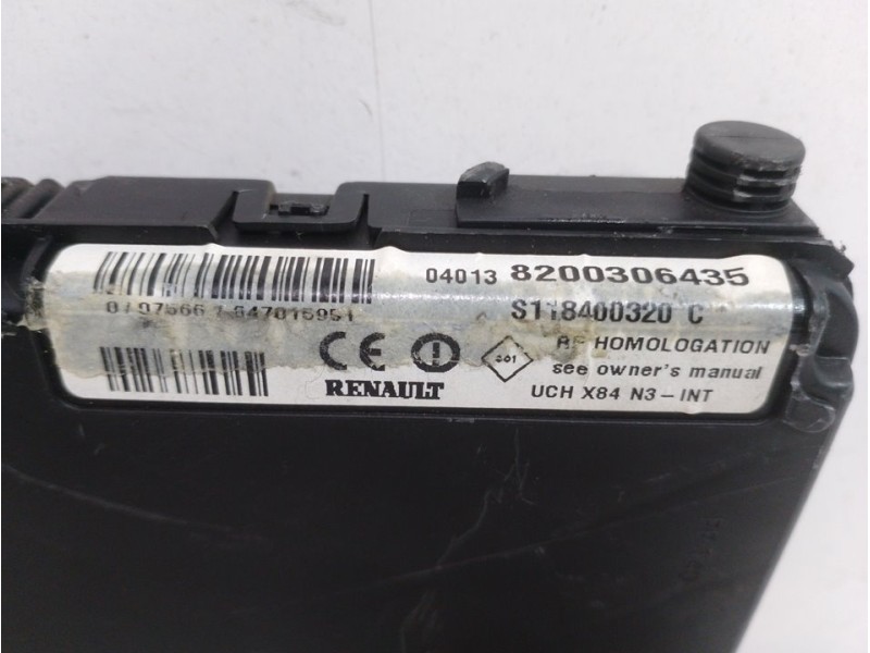 Recambio de caja reles / fusibles para renault megane ii berlina 5p authentique referencia OEM IAM 8200306435 S118400320C 