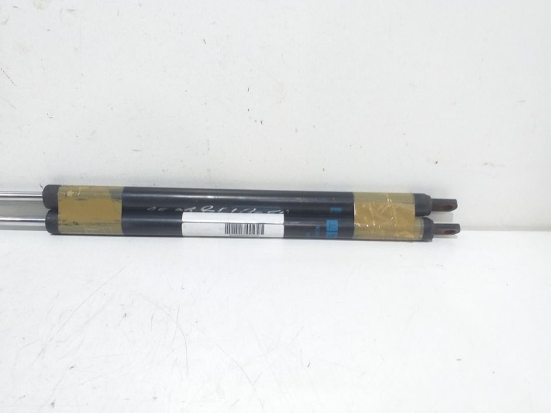 Recambio de amortiguadores maletero / porton para seat ritmo referencia OEM IAM   