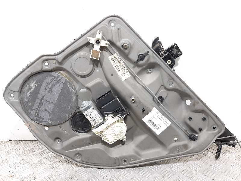 Recambio de elevalunas trasero derecho para volkswagen bora berlina (1j2) trendline referencia OEM IAM   