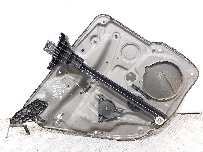 Recambio de elevalunas trasero derecho para volkswagen bora berlina (1j2) trendline referencia OEM IAM   