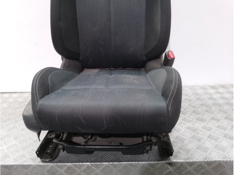 Recambio de asiento delantero derecho para citroën c4 lim. seduction referencia OEM IAM 8864X4  