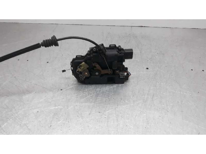 Recambio de cerradura puerta delantera izquierda para volkswagen bora berlina (1j2) trendline referencia OEM IAM   