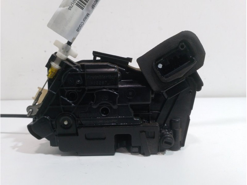 Recambio de cerradura puerta trasera derecha para volkswagen polo (6r1) advance referencia OEM IAM 5K4839016F 7 PINES 