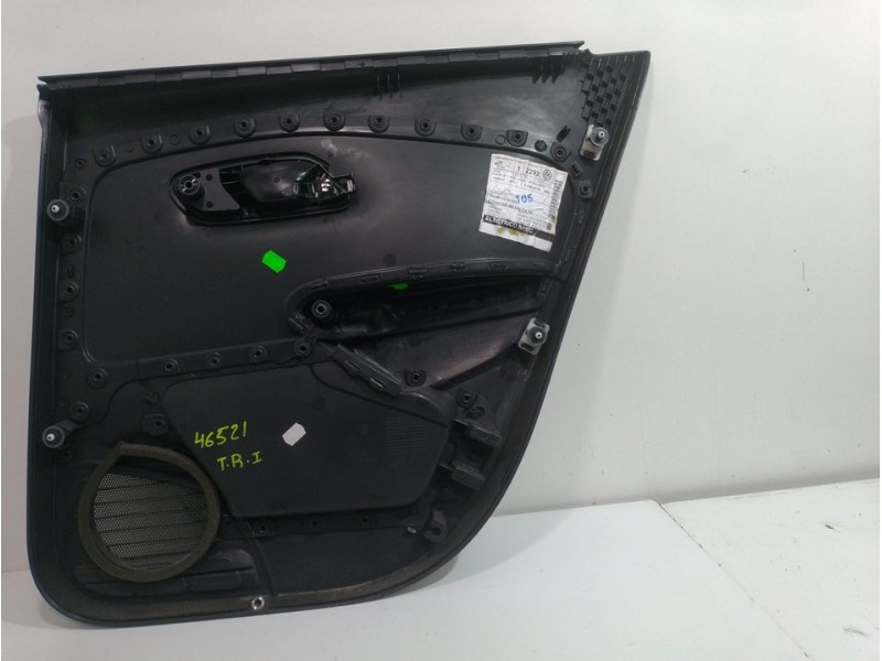 Recambio de guarnecido puerta trasera izquierda para volkswagen polo (6r1) advance referencia OEM IAM 6R6867211  