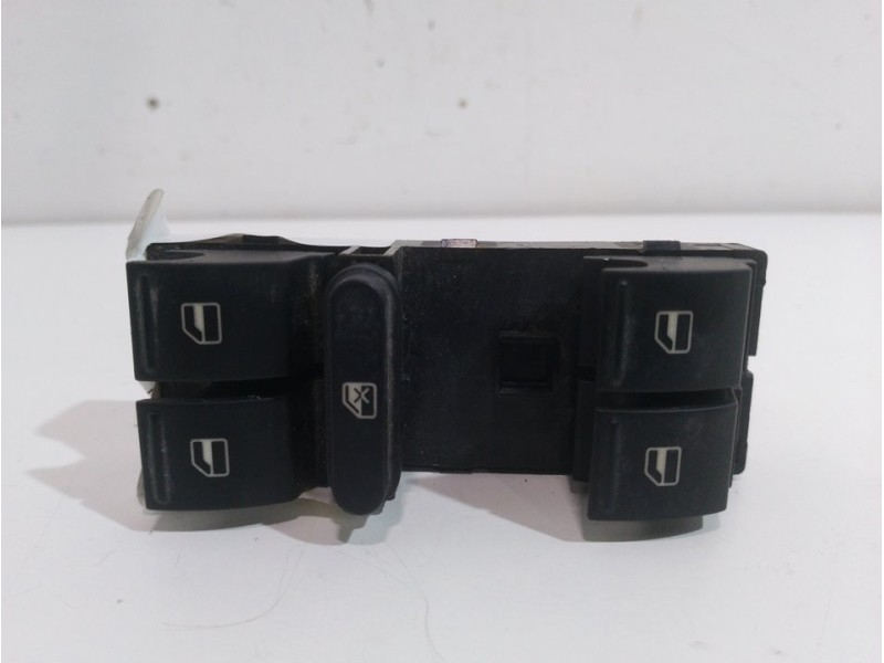 Recambio de mando elevalunas delantero izquierdo para volkswagen polo (6r1) advance referencia OEM IAM 1K4959857B  
