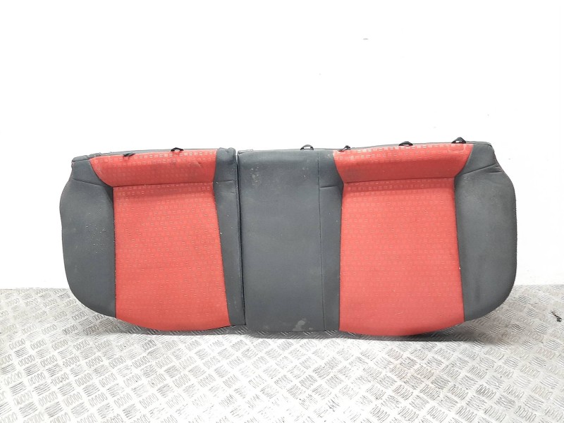 Recambio de asiento trasero medio para kia rio 1.5 crdi active referencia OEM IAM   