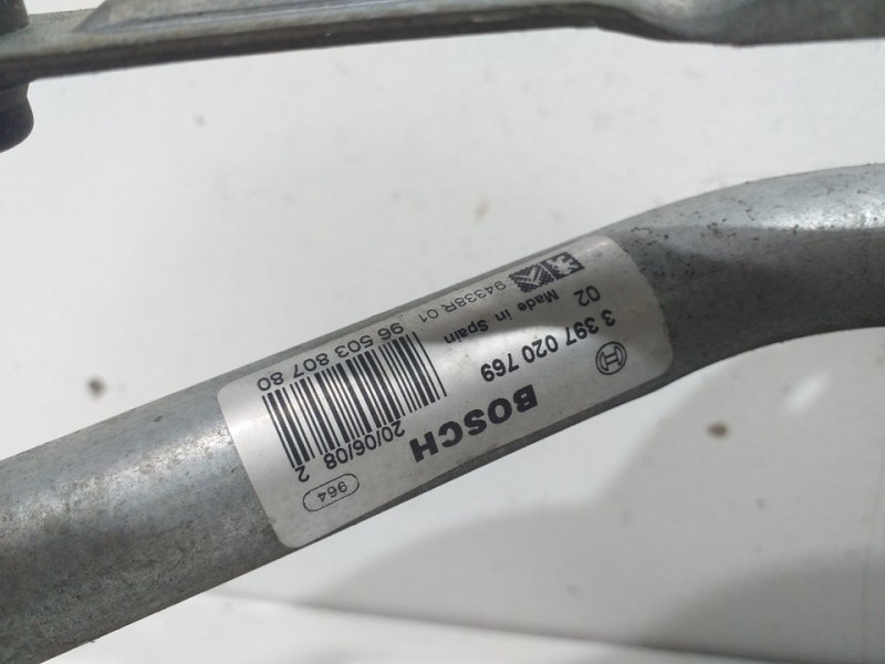 Recambio de motor limpia delantero para peugeot 207 confort referencia OEM IAM 0390241540  