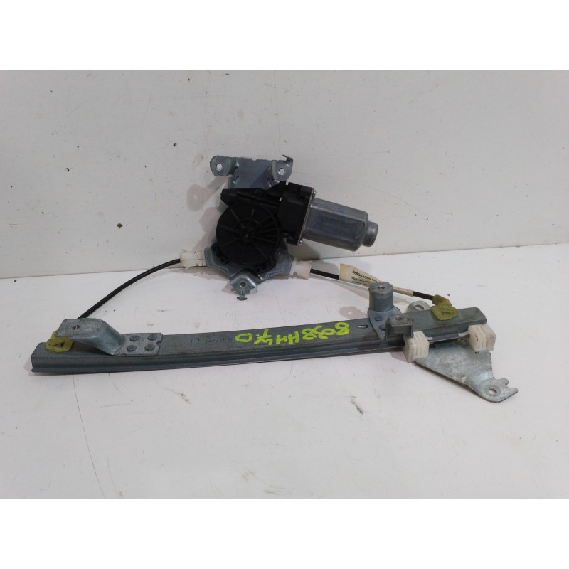 Recambio de elevalunas trasero derecho para nissan qashqai (j10) acenta referencia OEM IAM 82700JD40A 2 PINES 