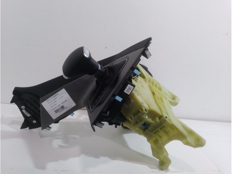 Recambio de palanca cambio para kia niro business referencia OEM IAM 46701D4430  