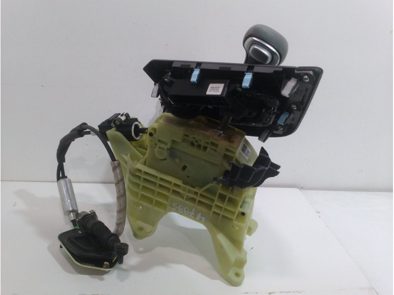 Recambio de palanca cambio para kia niro business referencia OEM IAM 46701D4430  