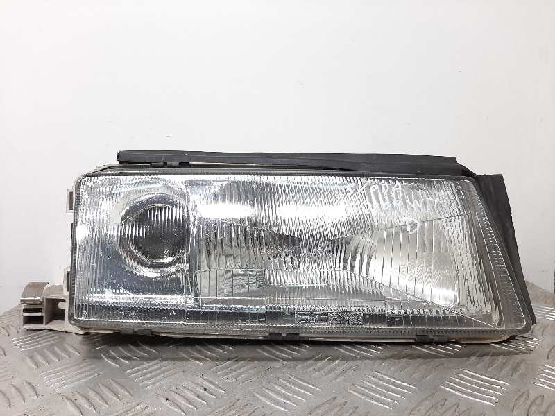 Recambio de faro derecho para skoda octavia berlina (1u2) 1.9 tdi glx referencia OEM IAM   