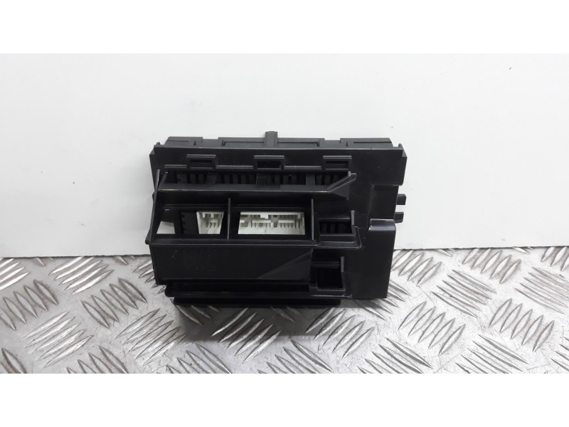 Recambio de centralita luces para bmw serie 5 berlina (e60) 525d referencia OEM IAM 9154943  