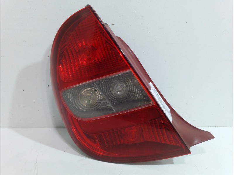Recambio de piloto trasero izquierdo para citroën c5 berlina 1.8 16v premier referencia OEM IAM    Recambio de piloto trasero izquierdo para citroën c5 berlina 1.8 16v premier referencia OEM IAM
