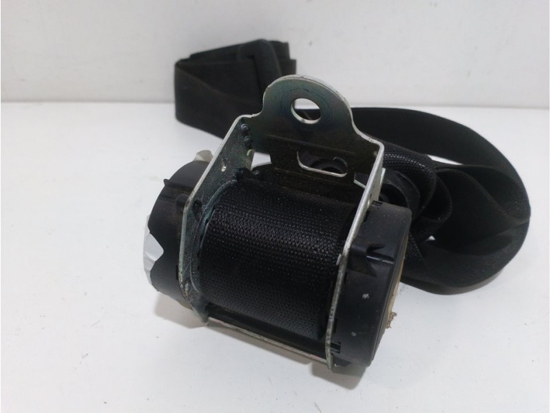Recambio de cinturon seguridad trasero izquierdo para opel zafira b cosmo referencia OEM IAM 602592300  