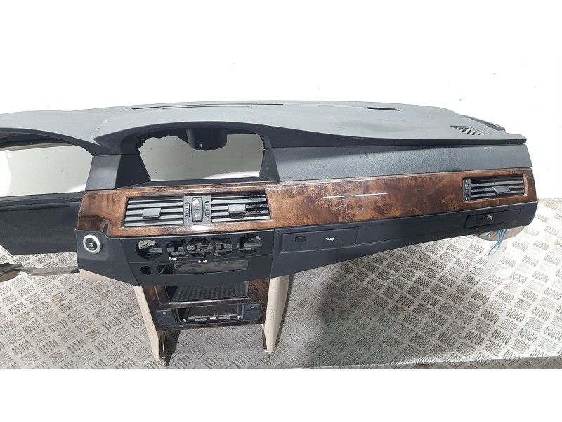 Recambio de salpicadero para bmw serie 5 berlina (e60) 525d referencia OEM IAM 51456976405  