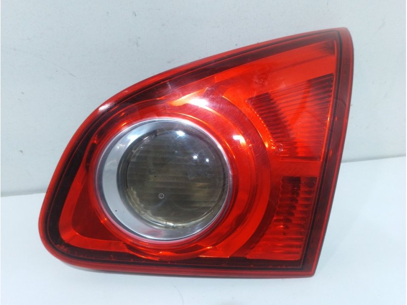 Recambio de piloto porton trasero derecho para nissan qashqai (j10) acenta referencia OEM IAM 89071064  