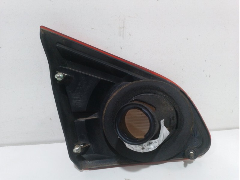 Recambio de piloto porton trasero derecho para nissan qashqai (j10) acenta referencia OEM IAM 89071064  