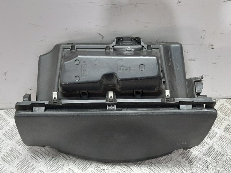 Recambio de guantera para citroën berlingo xtr 1,6 hdi 92 referencia OEM IAM 9680927277 04157T06 