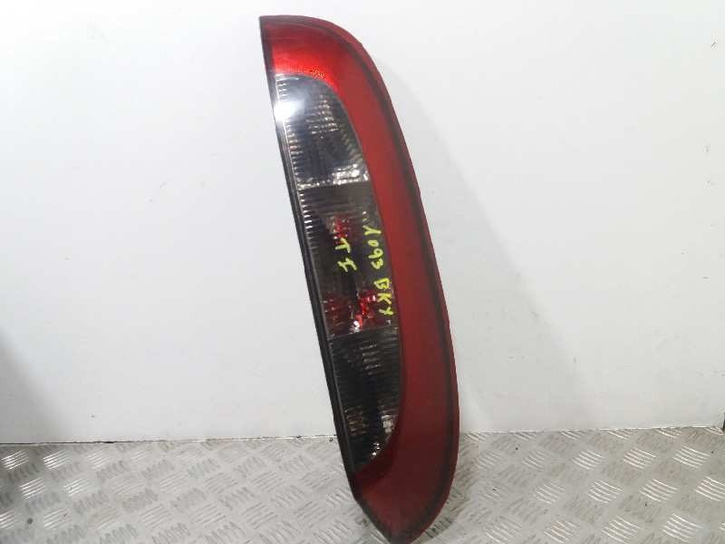 Recambio de piloto trasero izquierdo para opel corsa c club referencia OEM IAM   