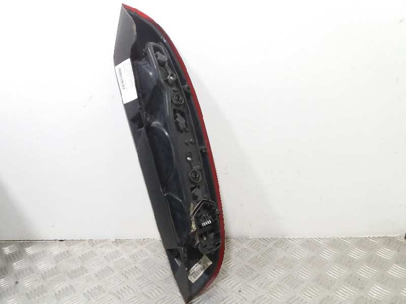 Recambio de piloto trasero izquierdo para opel corsa c club referencia OEM IAM   