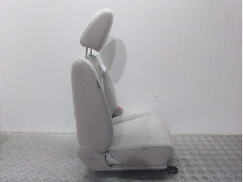 Recambio de asiento delantero derecho para nissan leaf basis referencia OEM IAM  BLANCO 