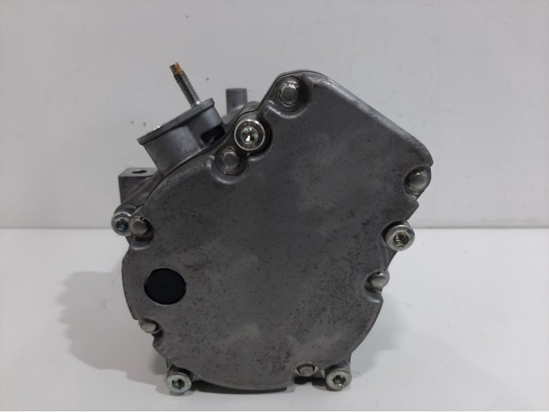 Recambio de compresor aire acondicionado para nissan leaf basis referencia OEM IAM  926001MG0A 