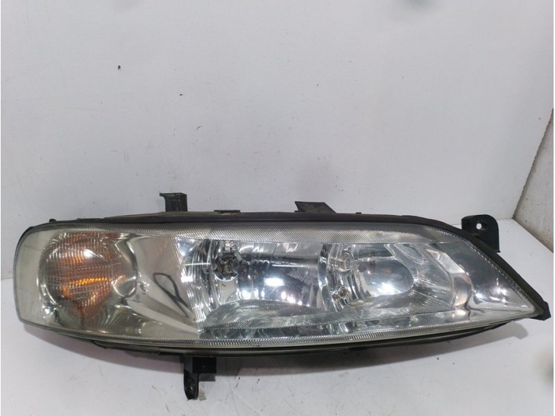 Recambio de faro derecho para opel vectra b berlina comfort referencia OEM IAM 39340748 90586849  Recambio de faro derecho para opel vectra b berlina comfort referencia OEM IAM 39340748 90586849
