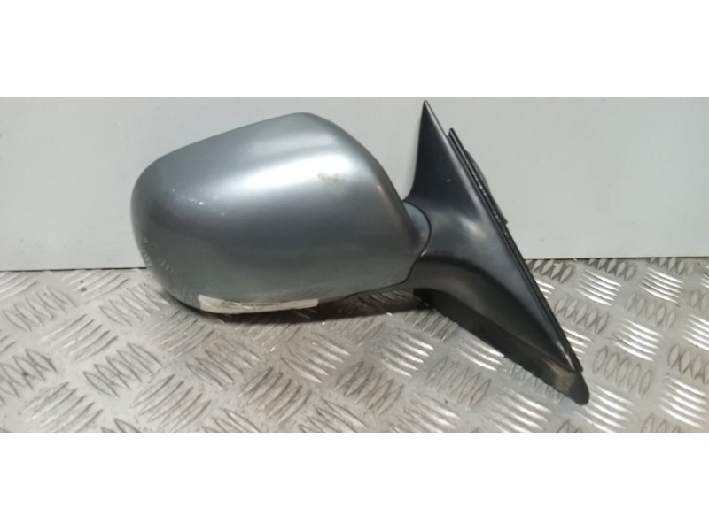 Recambio de retrovisor derecho para audi a4 berlina (b5) 2.4 referencia OEM IAM   