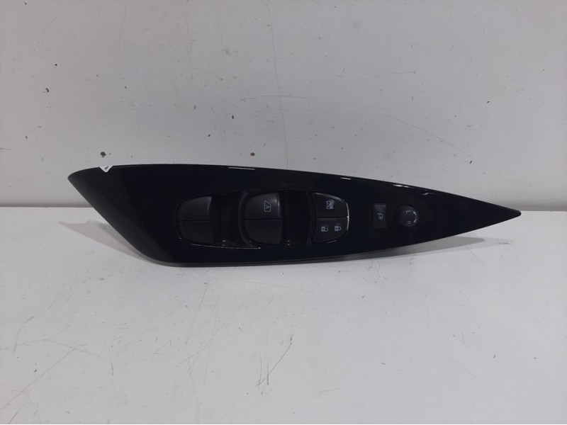 Recambio de mando elevalunas delantero izquierdo para nissan leaf basis referencia OEM IAM   