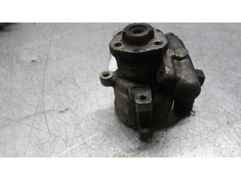 Recambio de bomba direccion para volkswagen polo berlina (6n2) trendline referencia OEM IAM 6N0422154A  